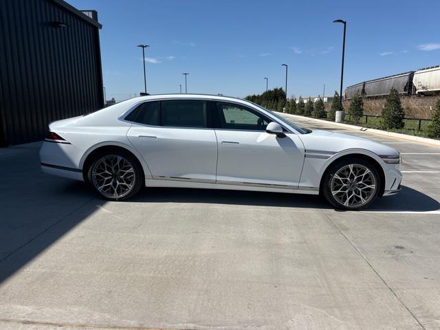 new 2025 Genesis G90 car, priced at $102,290