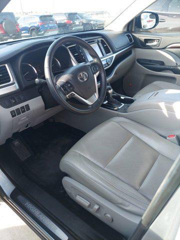 used 2015 Toyota Highlander car, priced at $20,576