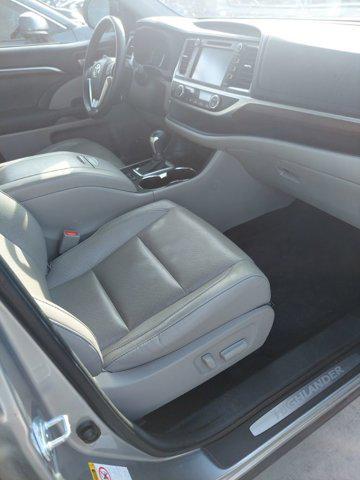 used 2015 Toyota Highlander car, priced at $20,576