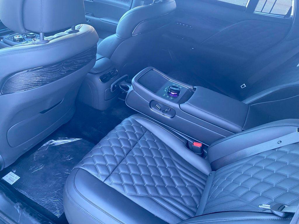 new 2026 Genesis G90 car, priced at $108,130