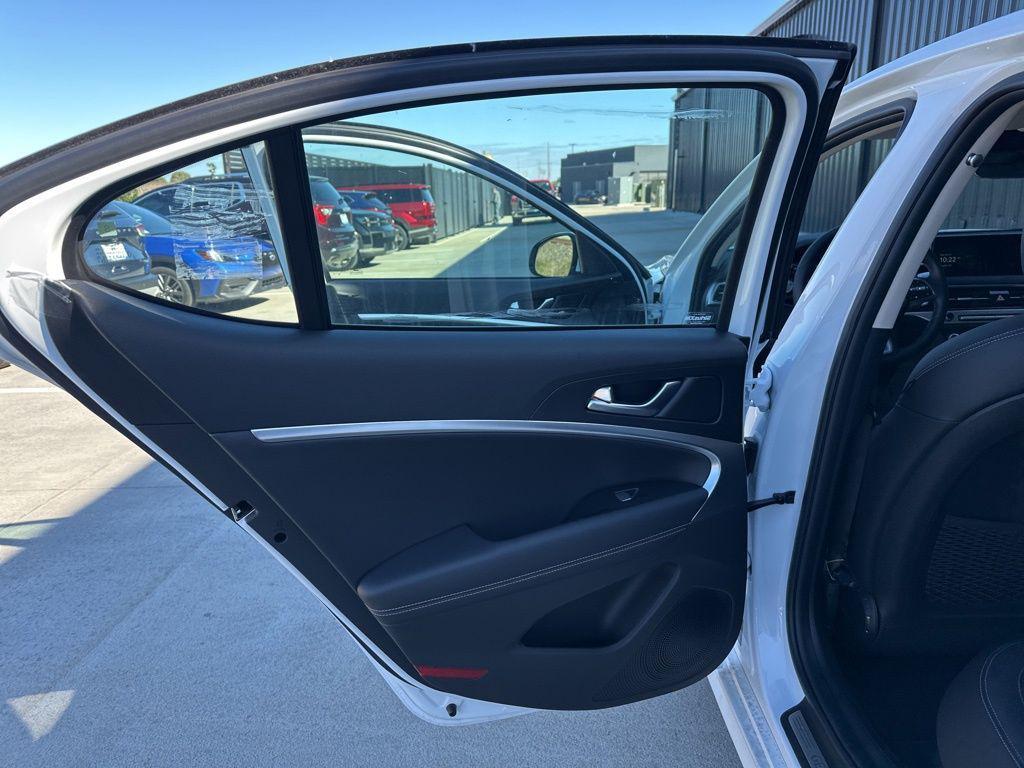 new 2026 Genesis G70 car, priced at $47,090