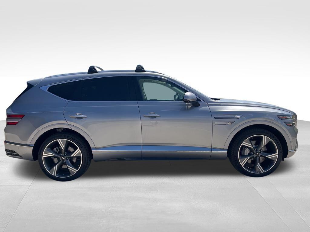 new 2025 Genesis GV80 car, priced at $78,700