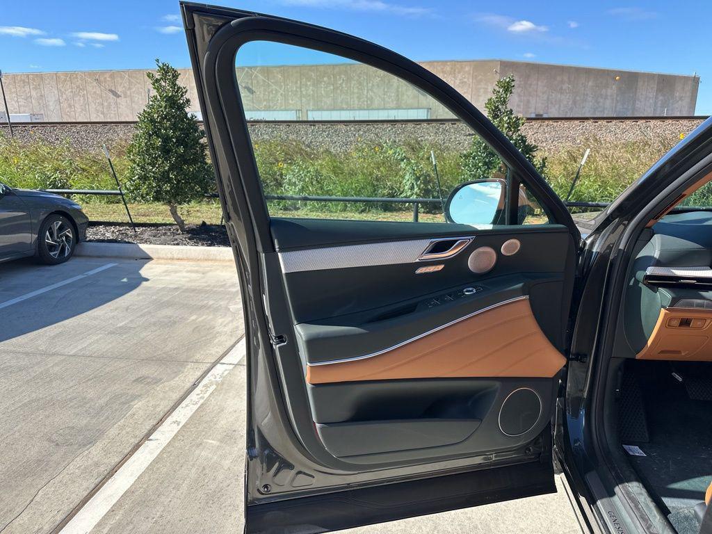 new 2026 Genesis GV80 car, priced at $78,870