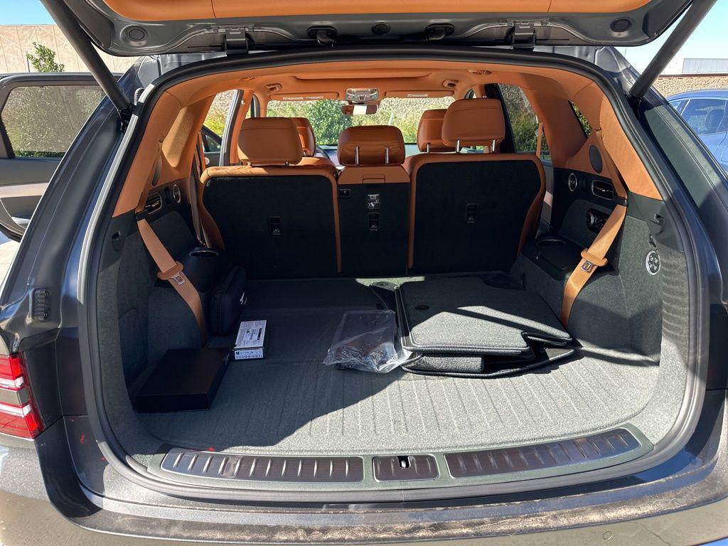 new 2026 Genesis GV80 car, priced at $78,870