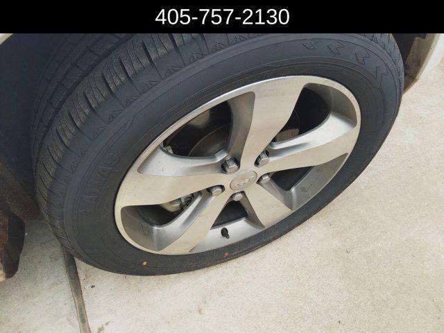 used 2014 Jeep Grand Cherokee car, priced at $13,666