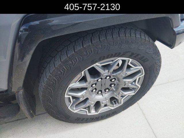 used 2025 GMC HUMMER EV SUV car, priced at $74,319