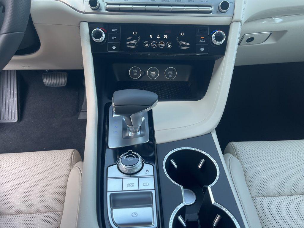 new 2026 Genesis G70 car, priced at $45,315