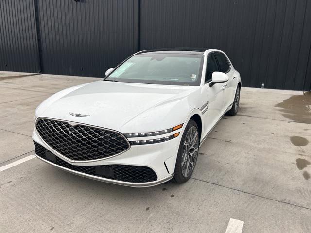 new 2025 Genesis G90 car, priced at $98,100