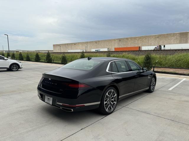 new 2024 Genesis G90 car, priced at $91,000