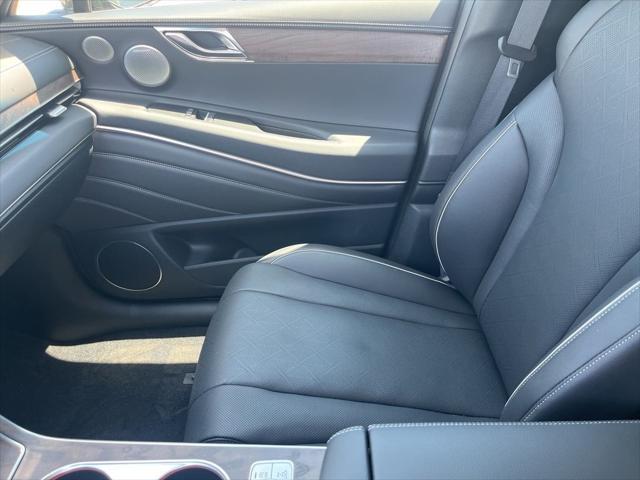 new 2025 Genesis GV80 car, priced at $74,034