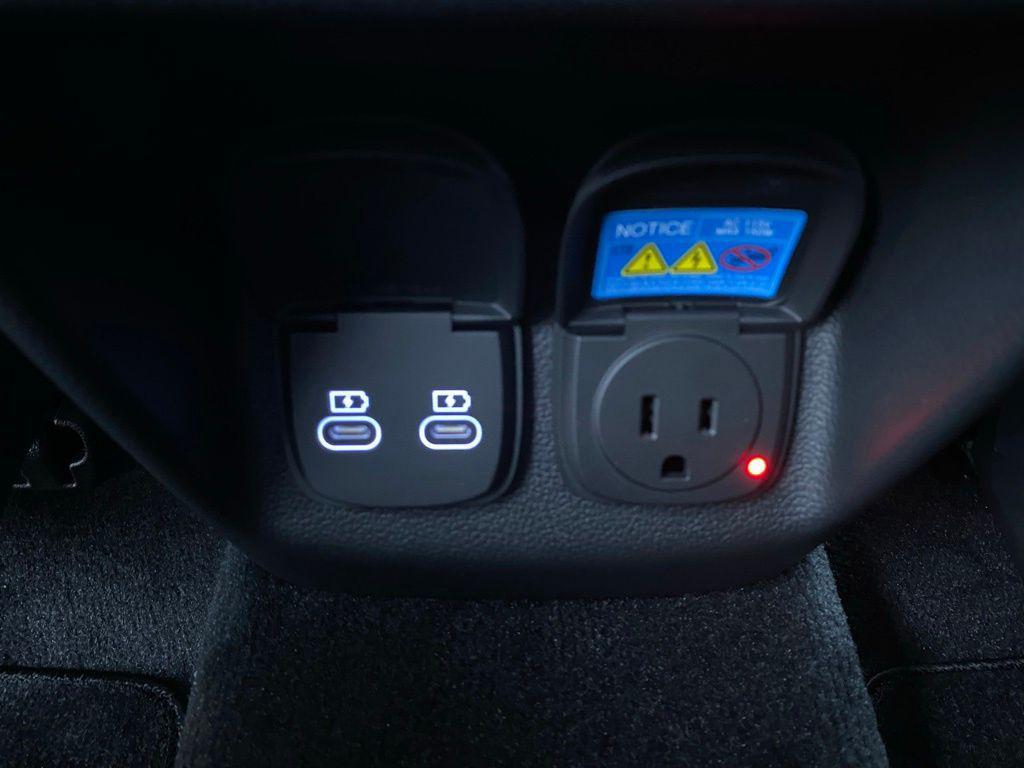 new 2025 Genesis GV80 car, priced at $79,798