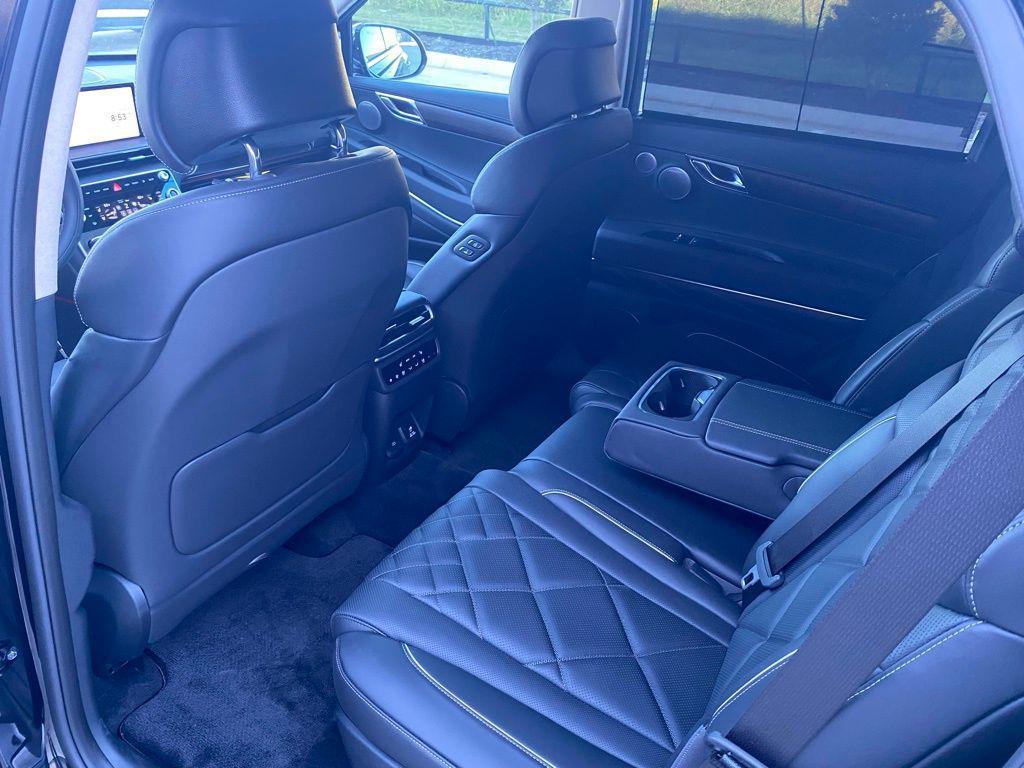 new 2025 Genesis GV80 car, priced at $79,798