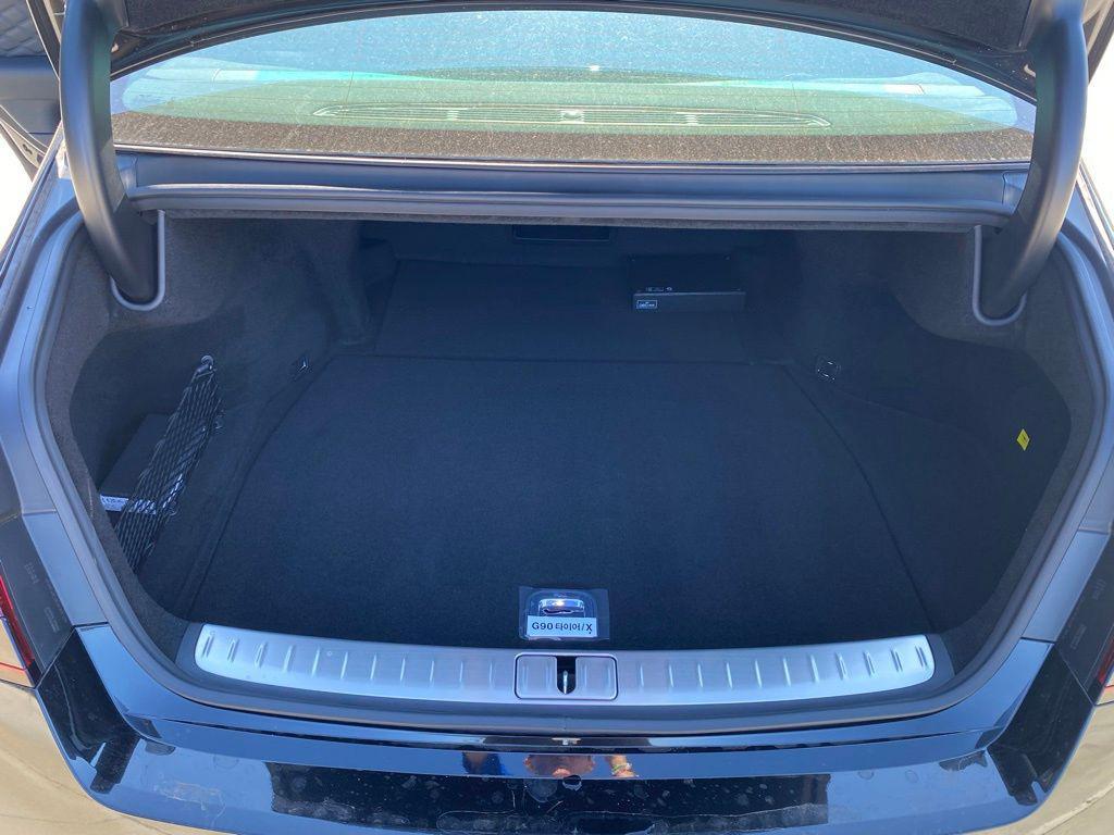 new 2026 Genesis G90 car, priced at $107,895