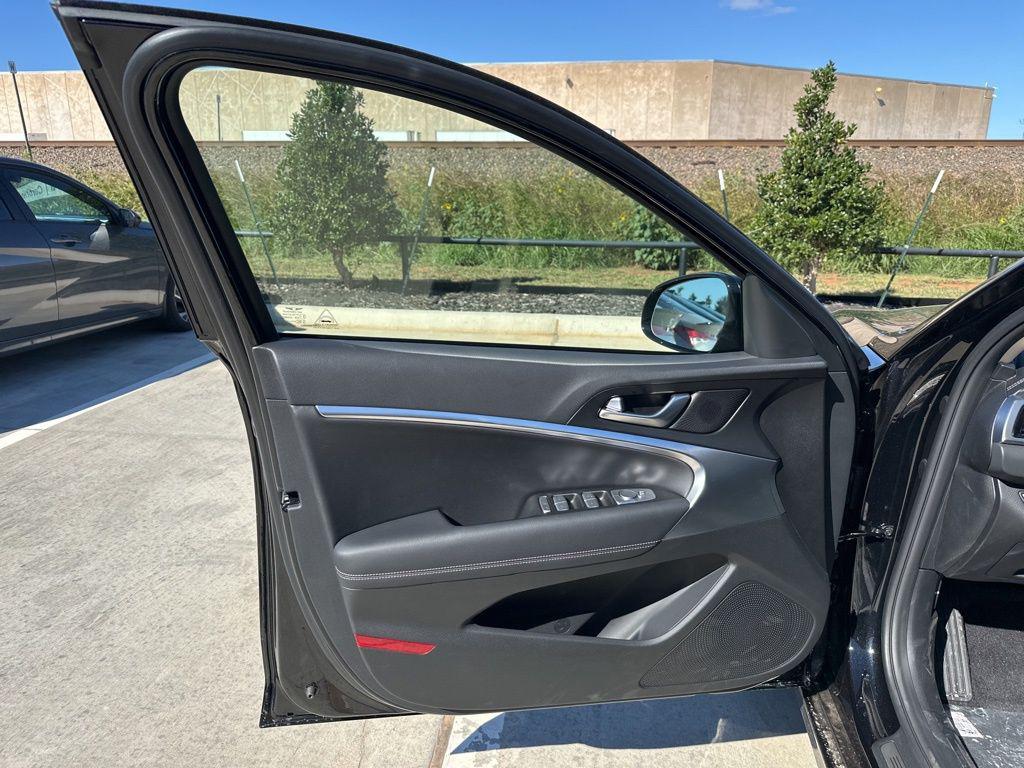 new 2026 Genesis G70 car, priced at $46,595