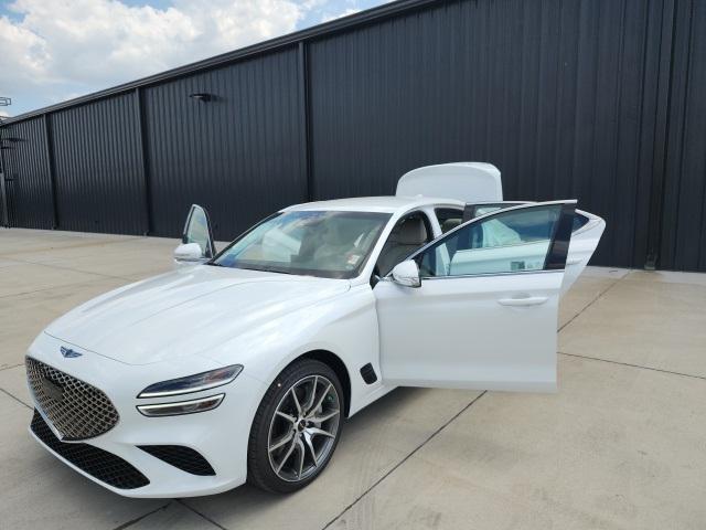 new 2025 Genesis G70 car, priced at $44,153