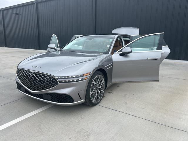 new 2025 Genesis G90 car, priced at $97,690