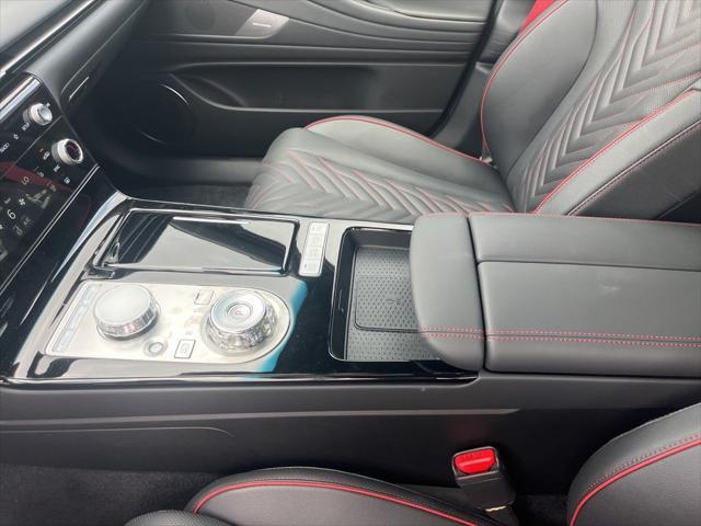 new 2025 Genesis G80 car, priced at $70,835