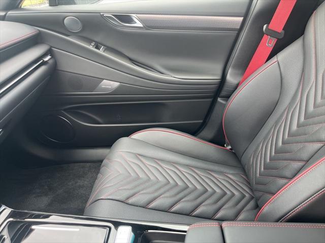 new 2025 Genesis G80 car, priced at $70,835