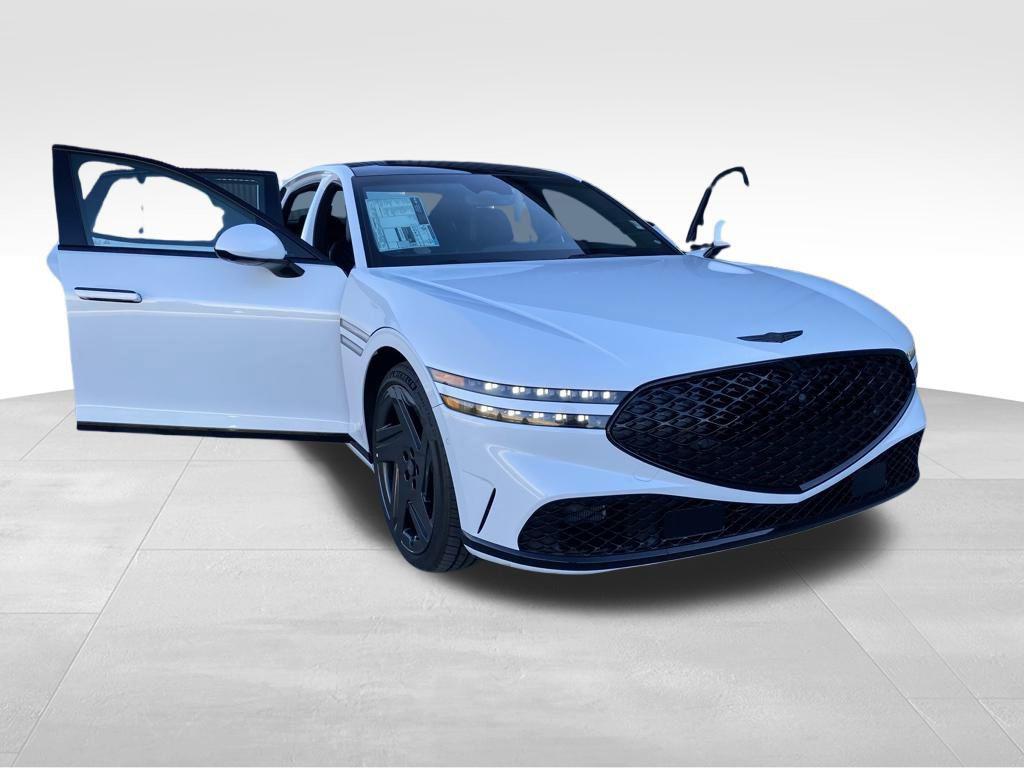 new 2026 Genesis G90 car, priced at $108,265