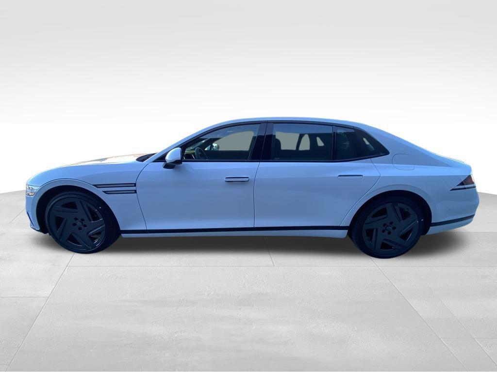 new 2026 Genesis G90 car, priced at $108,265