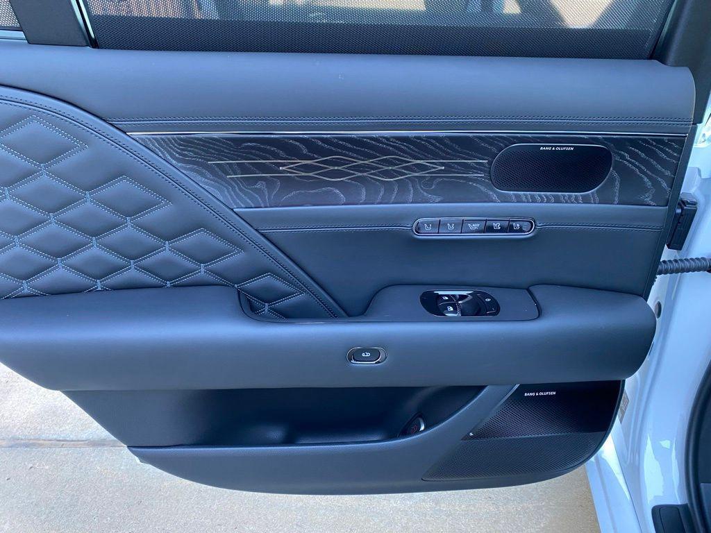 new 2026 Genesis G90 car, priced at $108,265