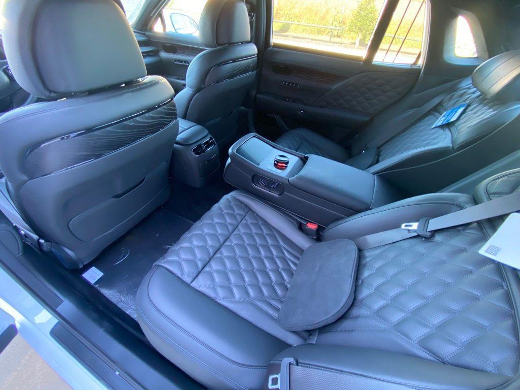 new 2026 Genesis G90 car, priced at $108,265