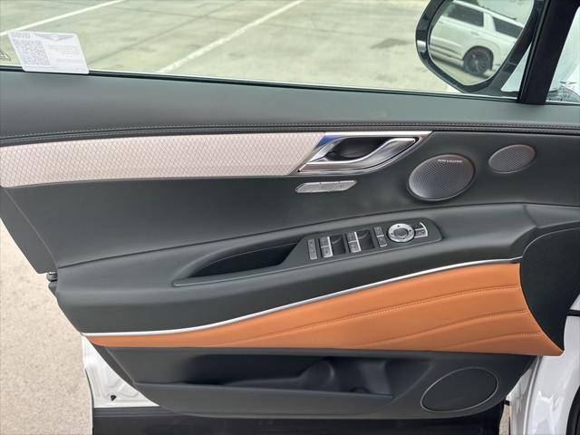 new 2025 Genesis GV80 car, priced at $81,900