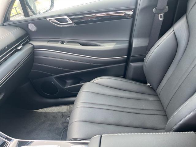 new 2025 Genesis GV80 car, priced at $61,155