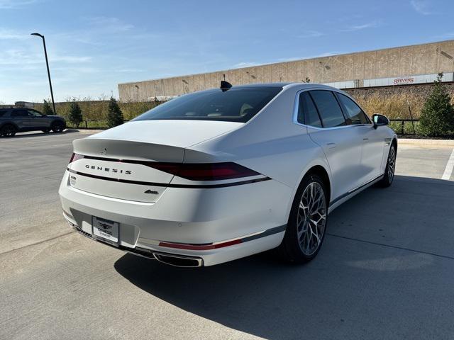 new 2025 Genesis G90 car, priced at $98,540