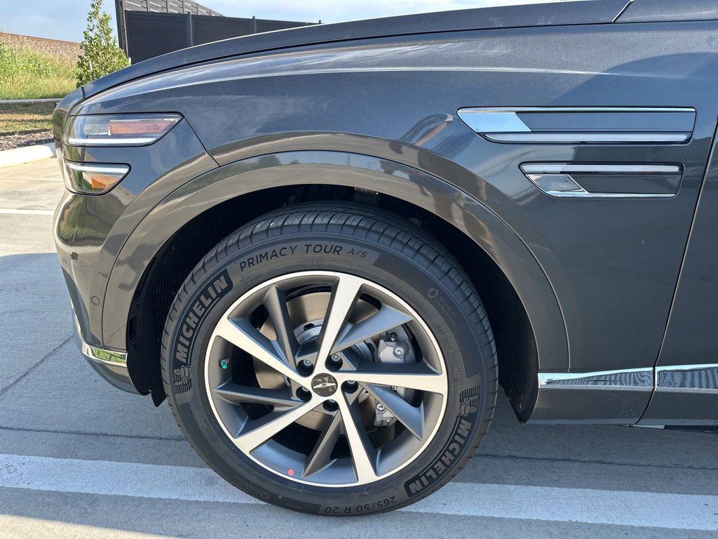 new 2026 Genesis GV80 car, priced at $78,295
