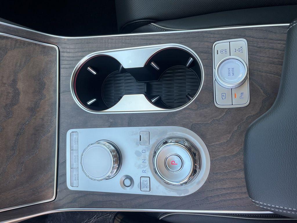 new 2025 Genesis GV80 car, priced at $70,437
