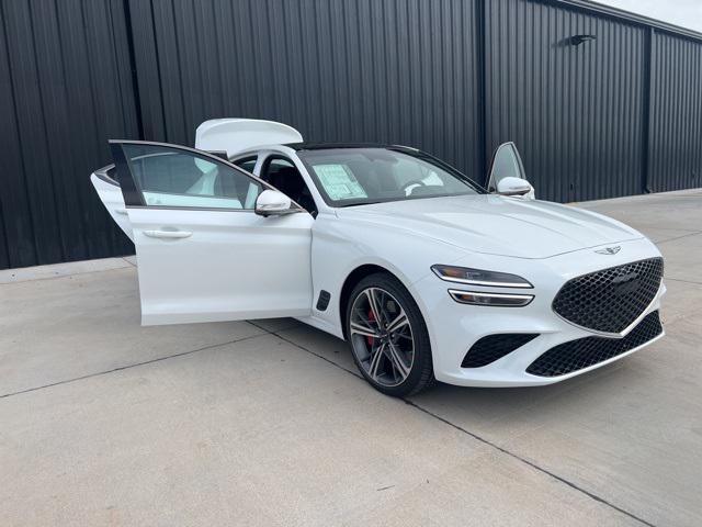 new 2025 Genesis G70 car, priced at $59,535