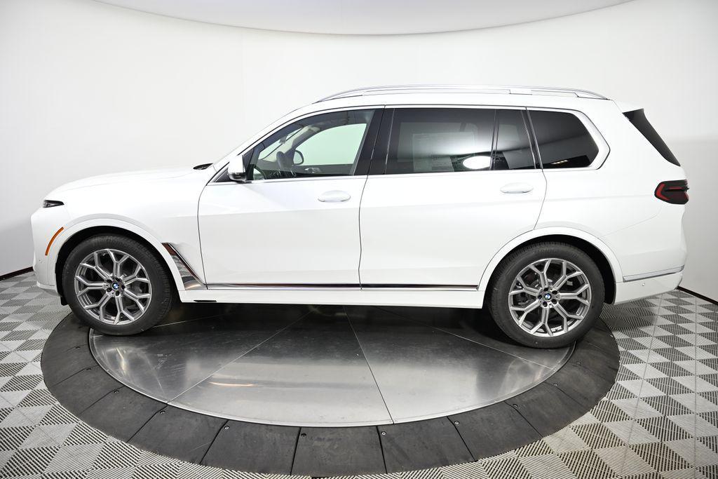 new 2026 BMW X7 car, priced at $93,625
