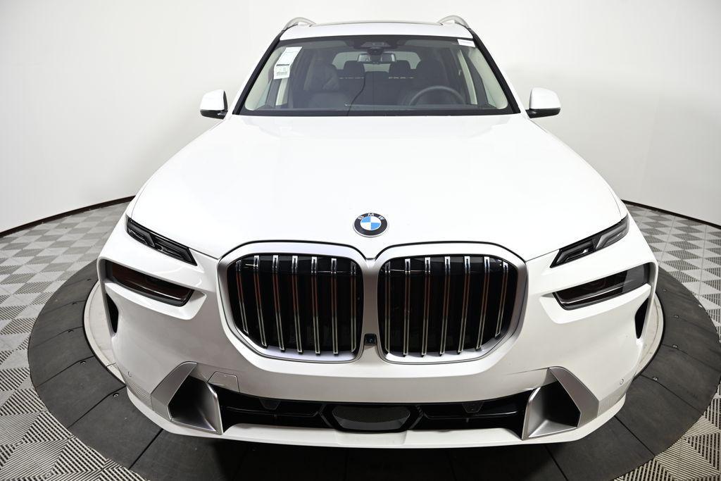 new 2026 BMW X7 car, priced at $93,625