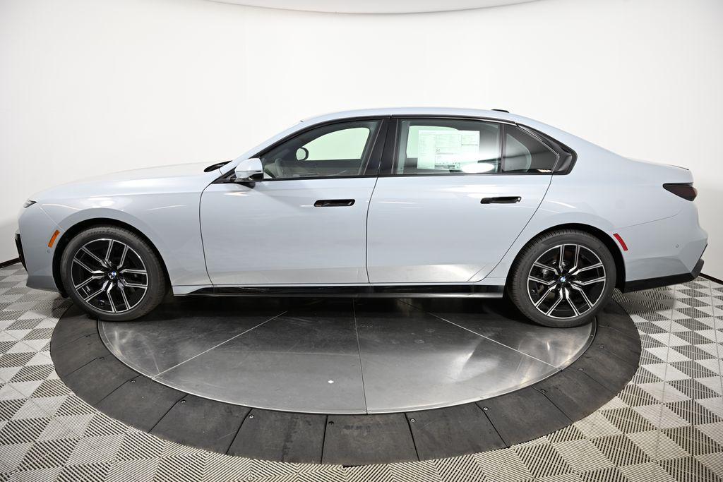 new 2025 BMW 760 car, priced at $127,925