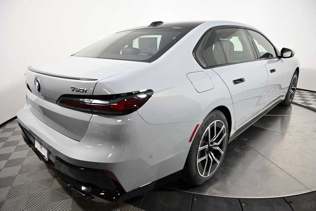 new 2025 BMW 760 car, priced at $127,925