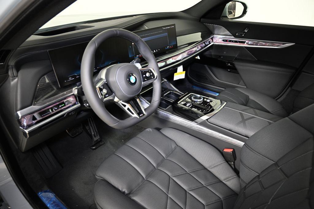 new 2025 BMW 760 car, priced at $127,925