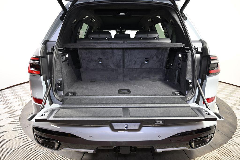 new 2026 BMW X7 car, priced at $96,315