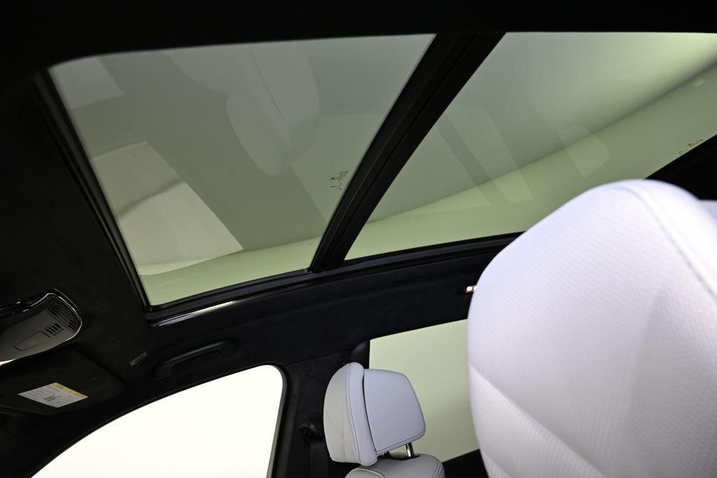 used 2025 BMW X7 car, priced at $91,000