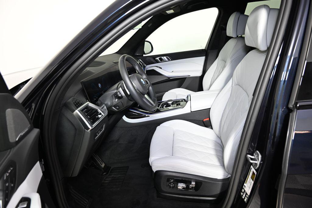 used 2025 BMW X7 car, priced at $91,000