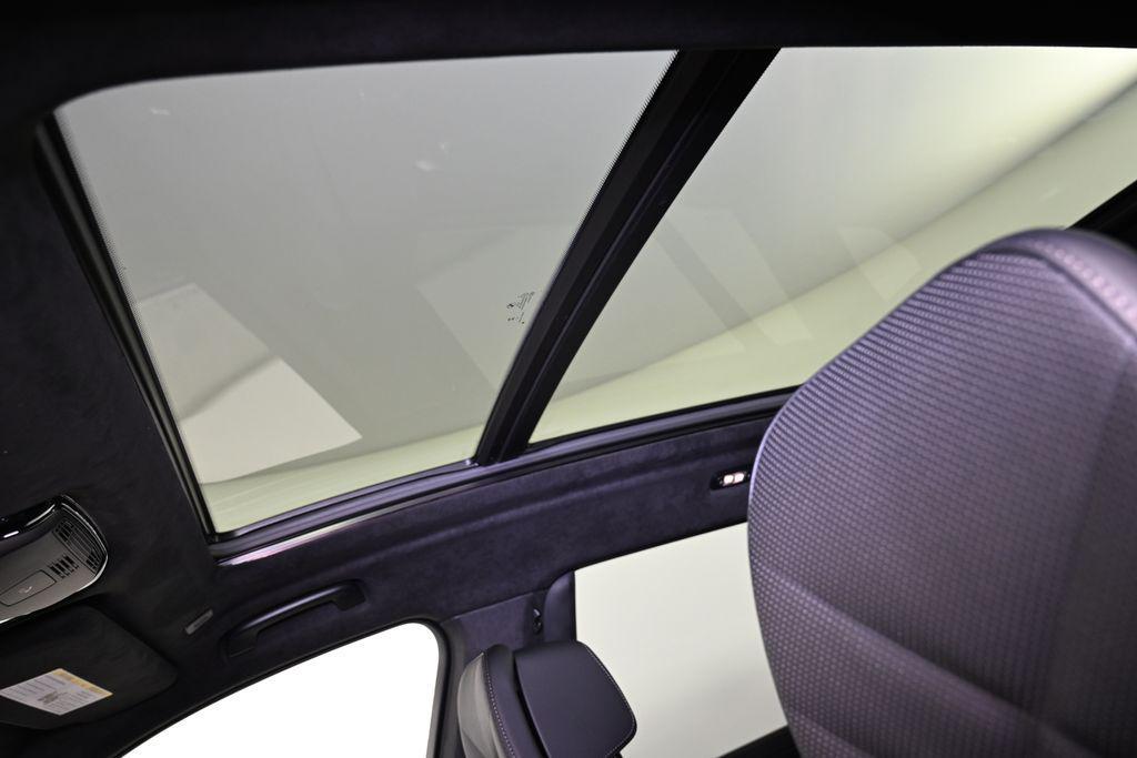 new 2026 BMW X7 car, priced at $99,430