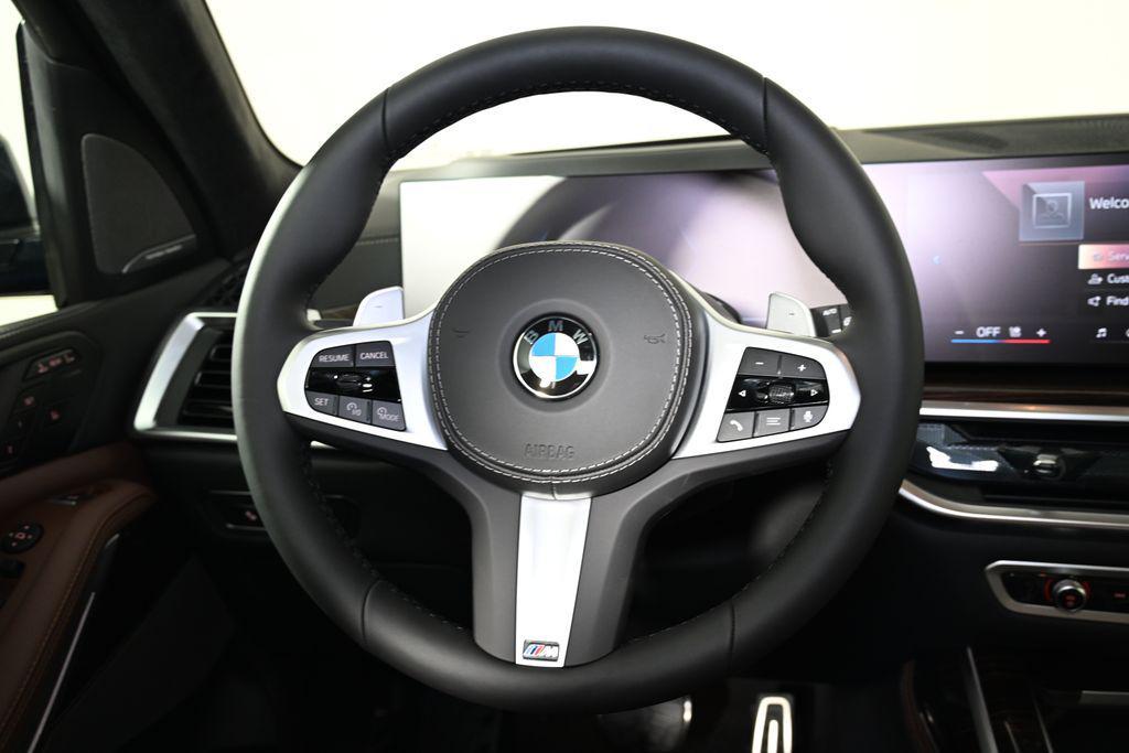 new 2026 BMW X7 car, priced at $98,030