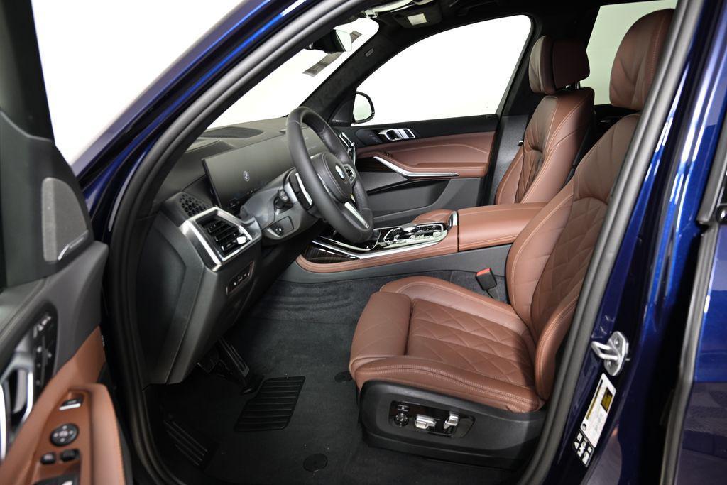 new 2026 BMW X7 car, priced at $98,030