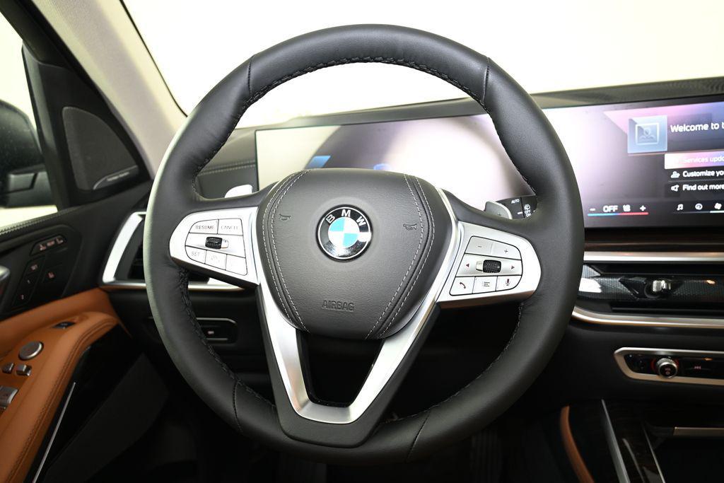 new 2026 BMW X7 car, priced at $94,180