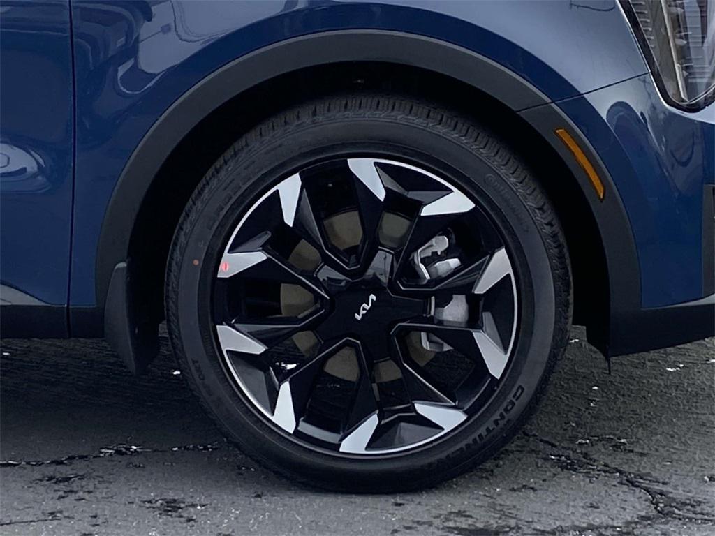 new 2025 Kia Sorento car, priced at $41,525