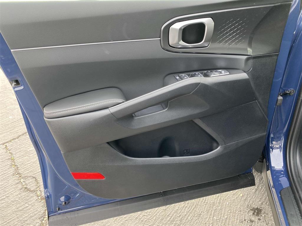 new 2025 Kia Sorento car, priced at $41,525