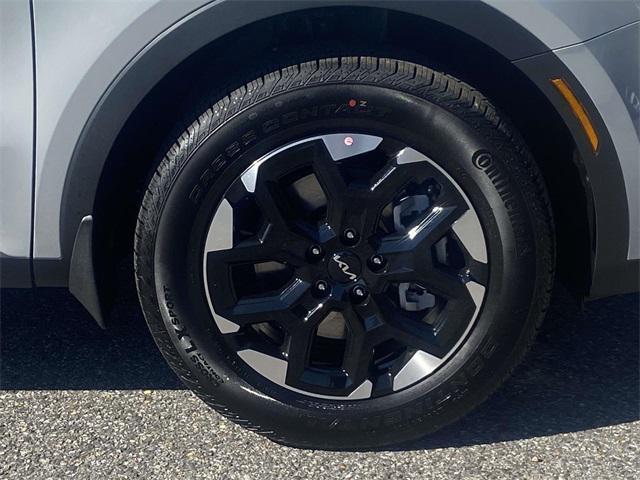 new 2026 Kia Sorento car, priced at $41,070