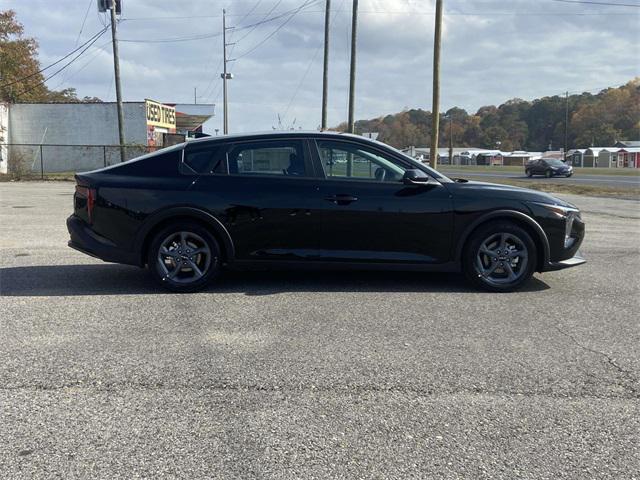 new 2025 Kia K4 car, priced at $24,505