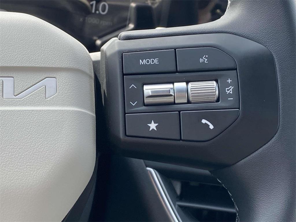 new 2025 Kia K4 car, priced at $29,440