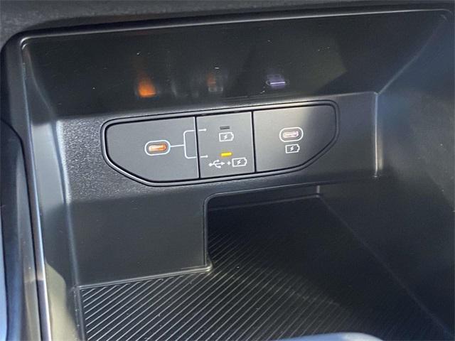 new 2026 Kia Sorento car, priced at $33,635